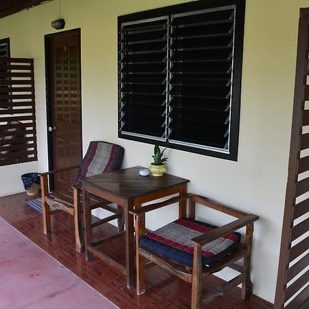 M&M Guesthouse Koh Chang Dış mekan fotoğraf